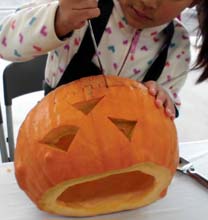 おばけかぼちゃジャックオーランタン工作教室風景画像