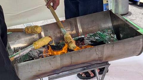 炭焼き手作りバウムクーヘン画像