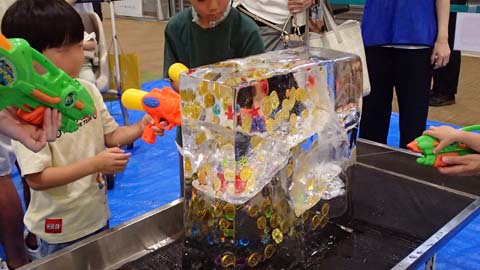 氷に閉じ込めたお宝をゲットするイベント画像2