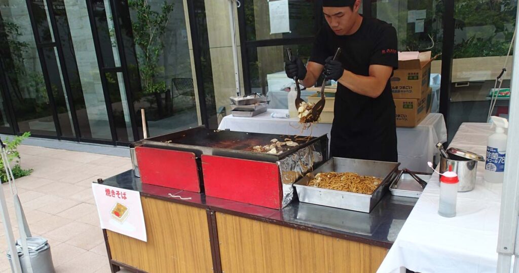 焼きそば屋台画像